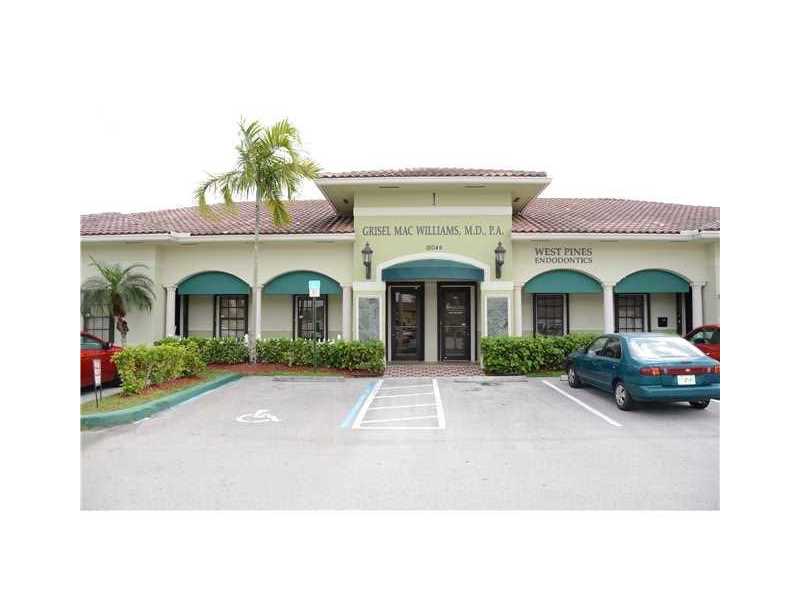 18044 Northwest 6th St, Pembroke Pines, FL 33029