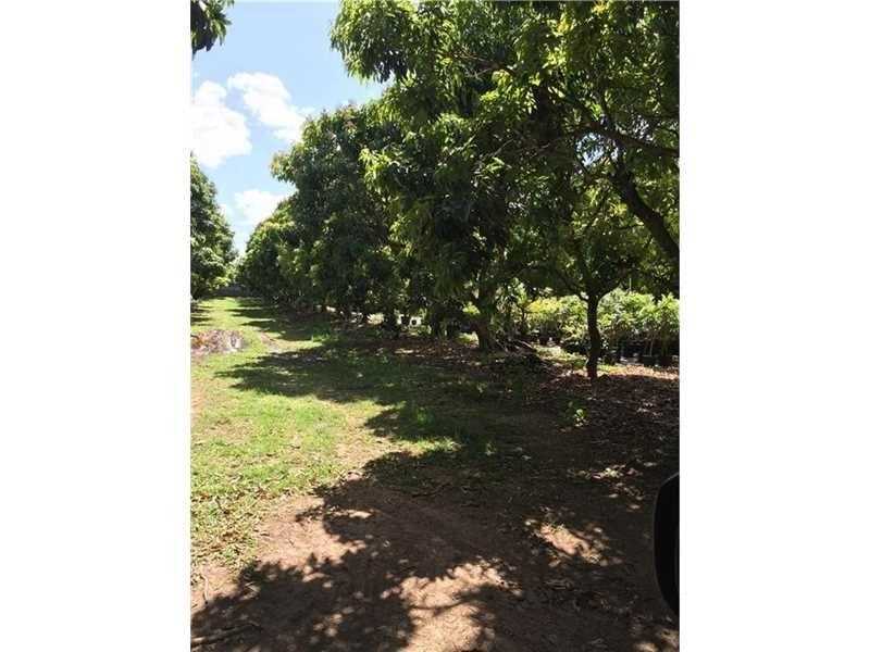26656 SW 172 AVE, Homestead, FL 33031