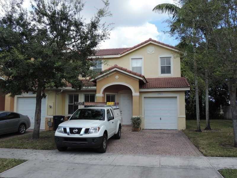 27473 SW 137th Ct, Homestead, FL 33032