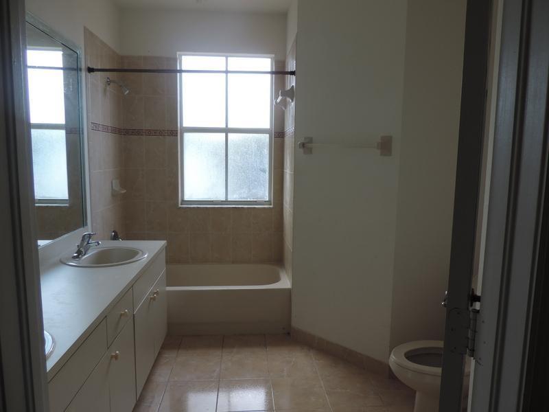 27473 SW 137th Ct, Homestead, FL 33032