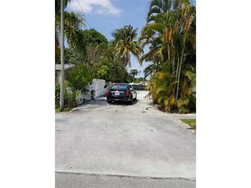 14525 SW 272nd St, Homestead, FL 33032