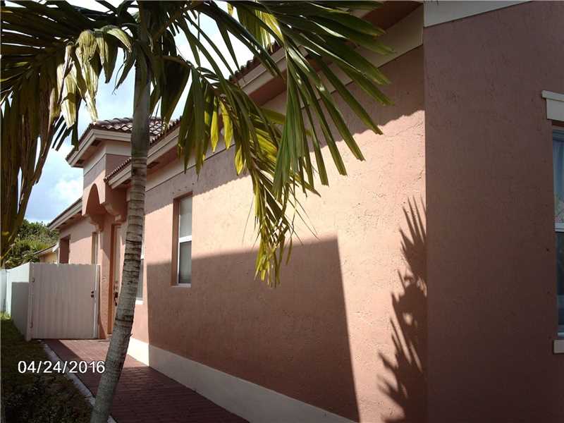 2210 Northeast 37th Rd, Homestead, FL 33033