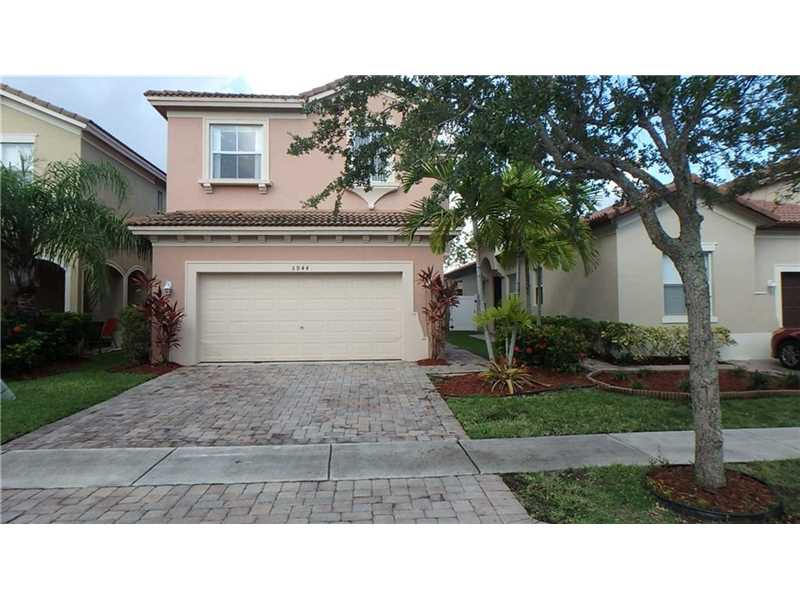 3944 Northeast 12th Dr, Homestead, FL 33033