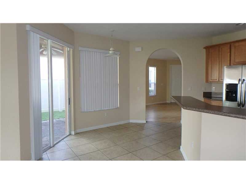 3944 Northeast 12th Dr, Homestead, FL 33033