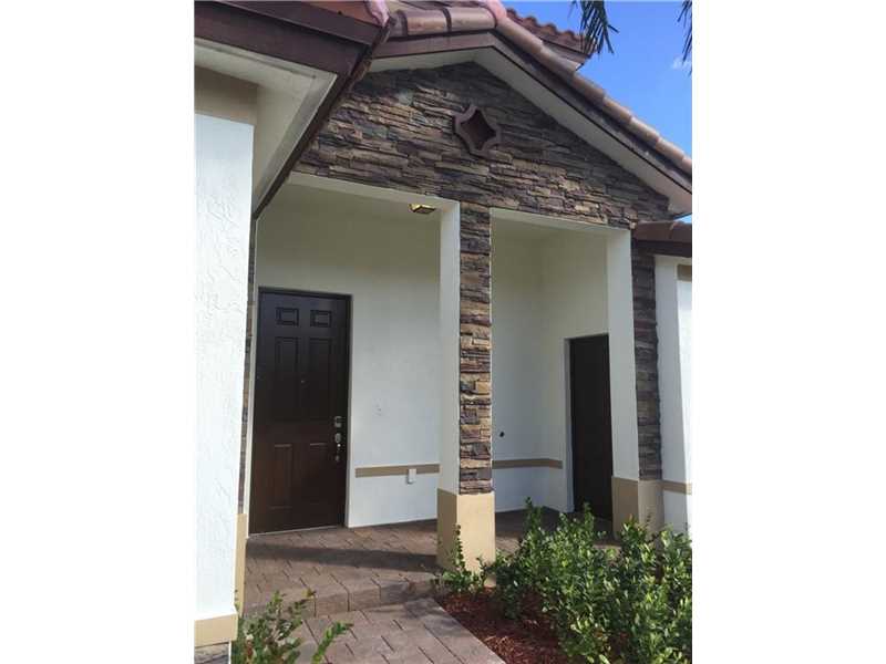709 Southeast 35 AVENUE, Homestead, FL 33033