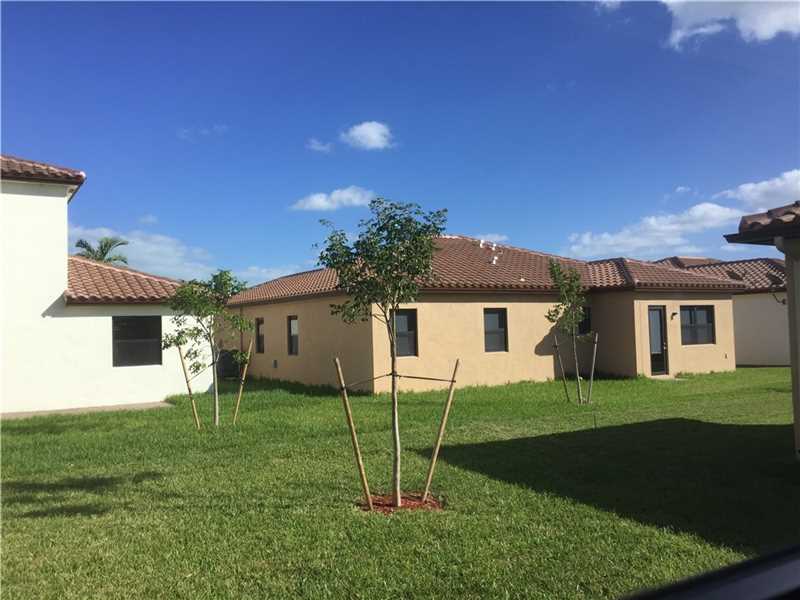 588 Southeast 35 TERRACE, Homestead, FL 33033