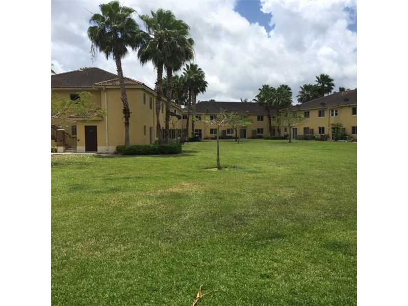 3398 Northeast 9th Dr, Homestead, FL 33033