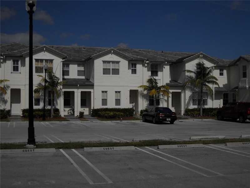 2928 Southeast 2nd St, Homestead, FL 33033