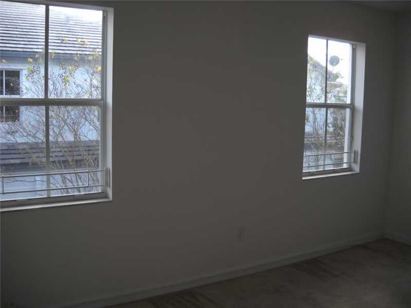2928 Southeast 2nd St, Homestead, FL 33033