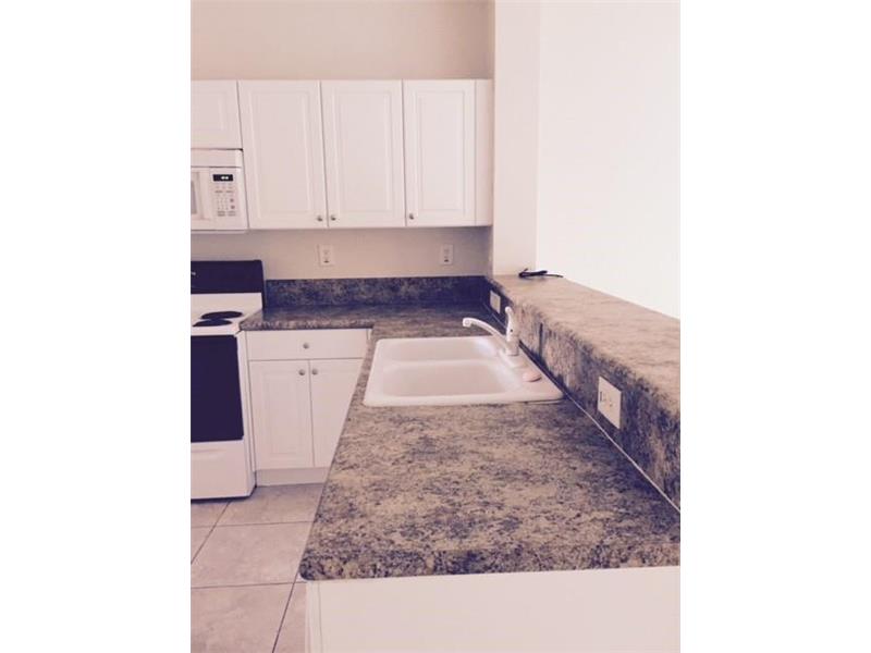 2928 Southeast 2nd St, Homestead, FL 33033