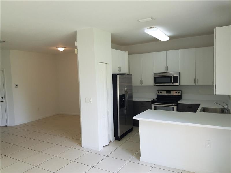 1046 Northeast 30th Ave, Homestead, FL 33033