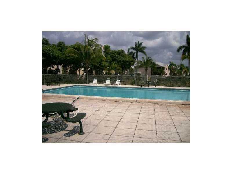 800 Independence Dr 800H, Homestead, FL 33034
