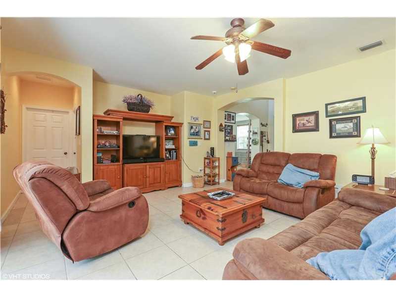 1612 SE 16th St, Homestead, FL 33035