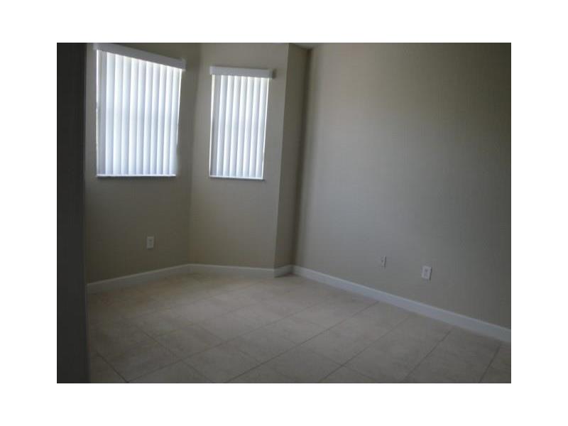2815 Southeast 16th Ave, Homestead, FL 33035