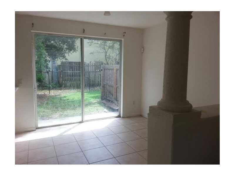 2860 Southeast 15 RD, Homestead, FL 33035