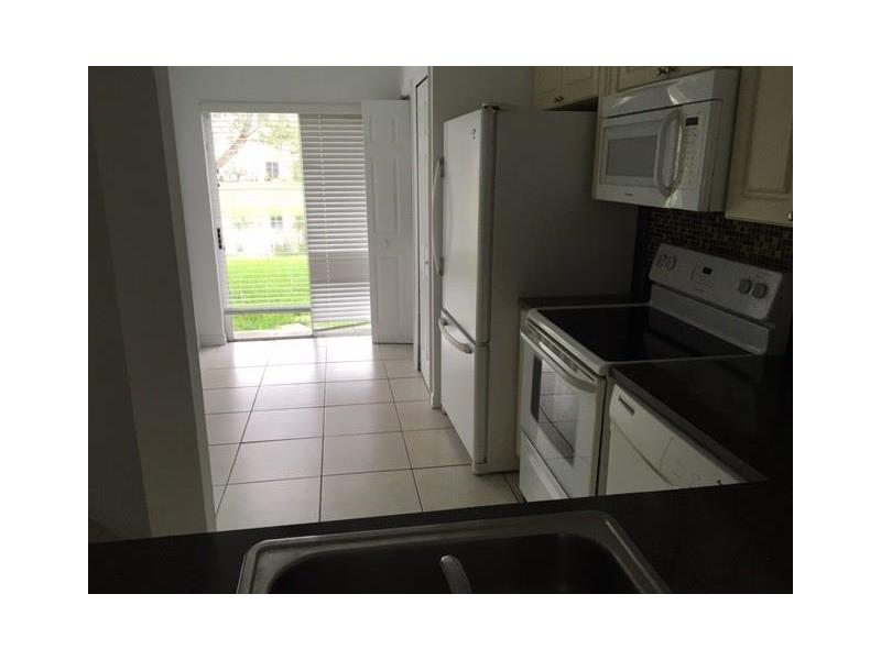 1260 Southeast 27 ST, Homestead, FL 33035