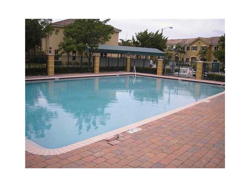 2996 Southeast 15th Ave, Homestead, FL 33035
