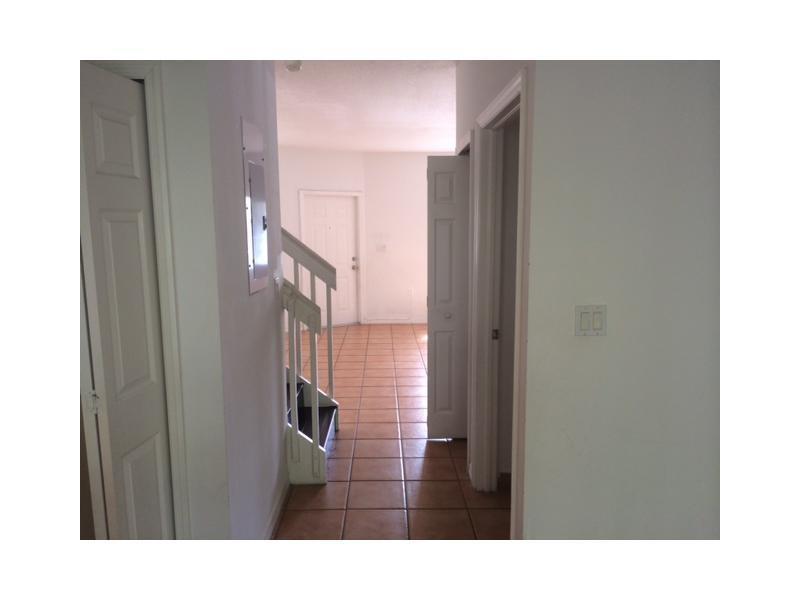 2996 Southeast 15th Ave, Homestead, FL 33035
