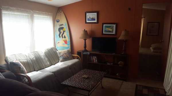 Sea Breeze RV&Mobile Home Park 87425 Old Highway 1 Islamorada, FL 33036