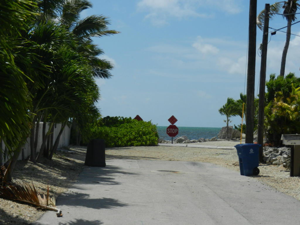 1028 Snapper Lane, Key Largo, FL 33037
