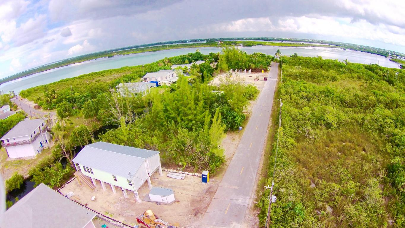 Mariposa Road, Ramrod Key, FL 33042