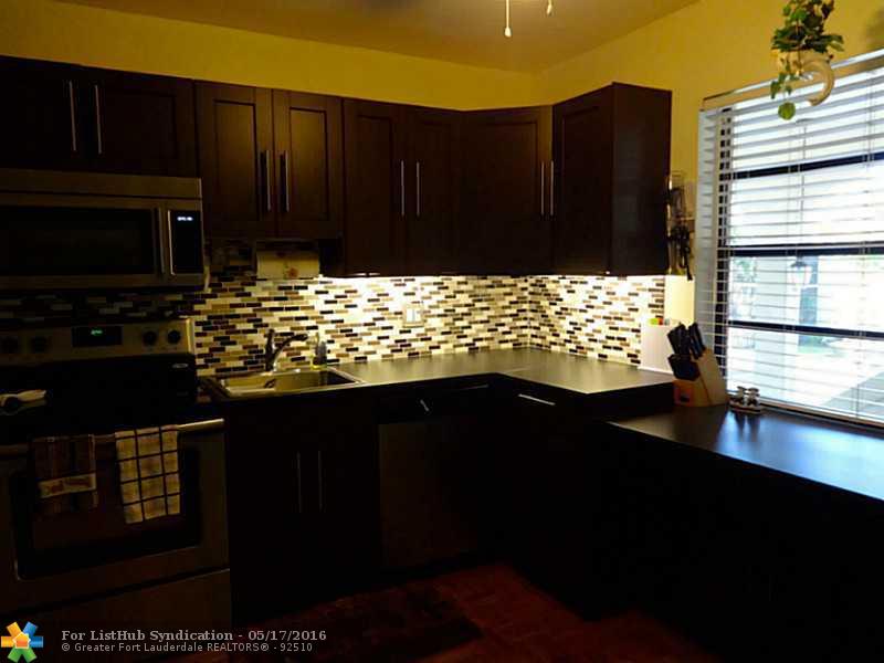132 S Cypress Rd 527, Pompano Beach, FL 33060