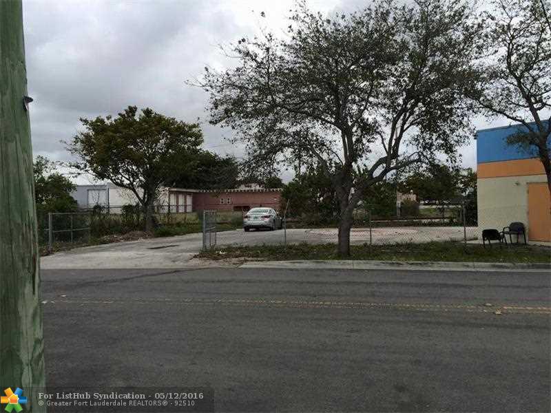 1301 N Dixie Hwy, Pompano Beach, FL 33060