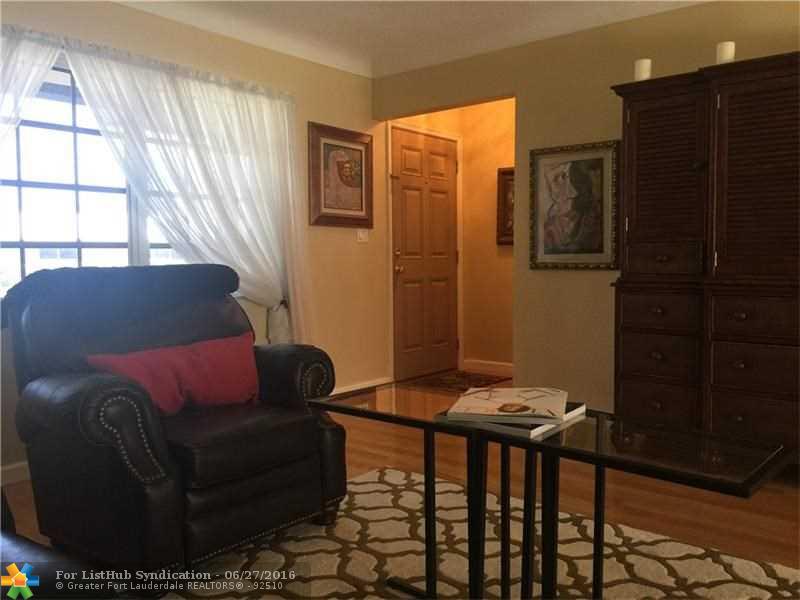 999 SE 6th Ter, Pompano Beach, FL 33060