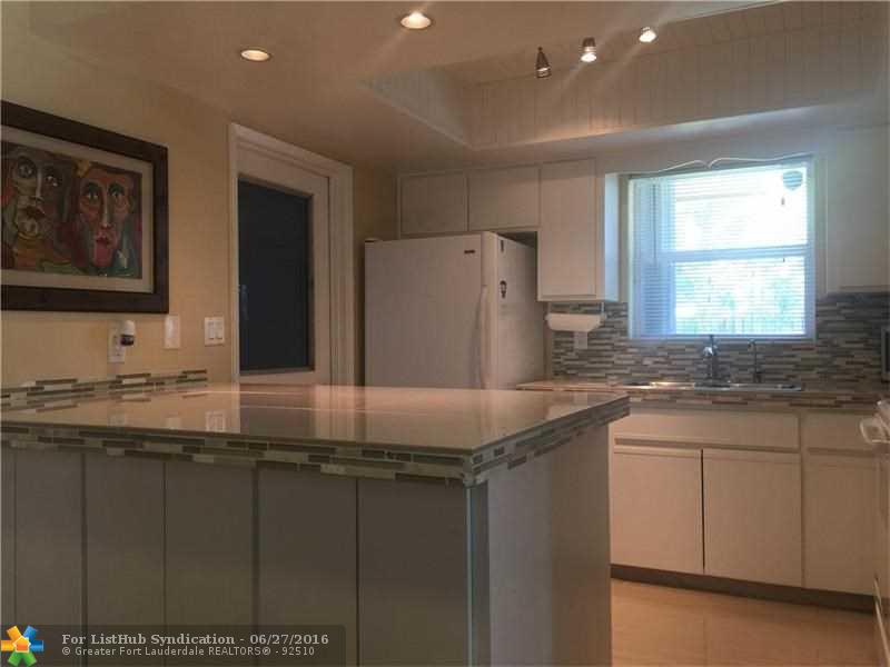 999 SE 6th Ter, Pompano Beach, FL 33060