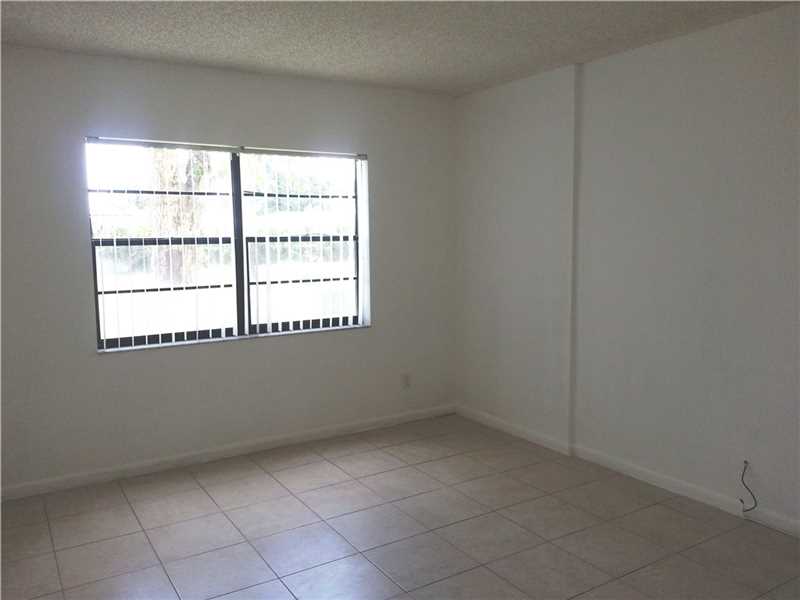 126 South Cypress Rd, Pompano Beach, FL 33060