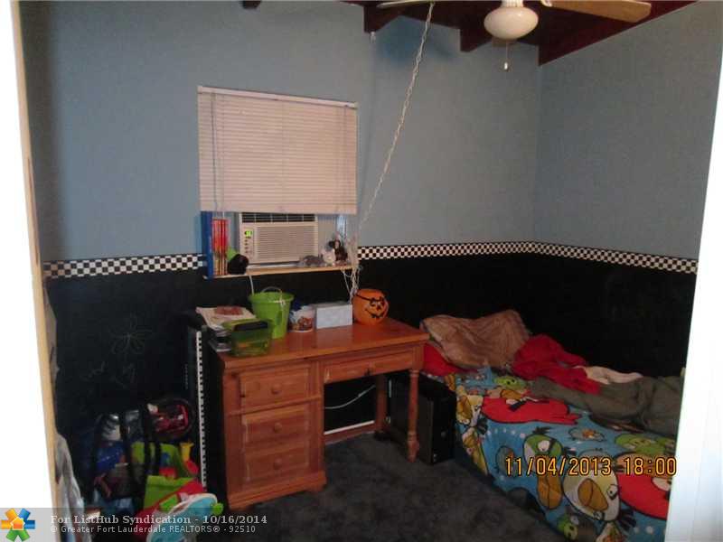 306 NE 8TH ST, Pompano Beach, FL 33060