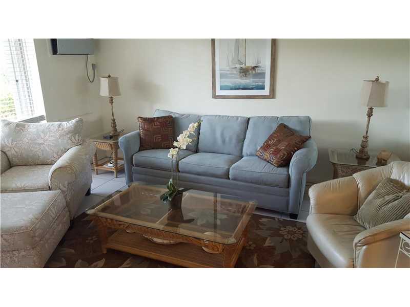 3212 SE 8th St B3, Pompano Beach, FL 33062