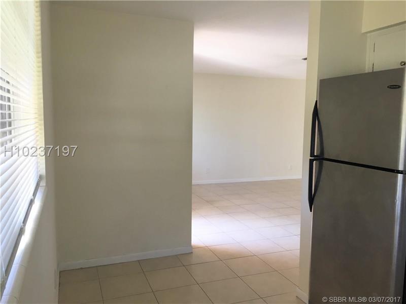 1231 Northeast 23rd Ave, Pompano Beach, FL 33062