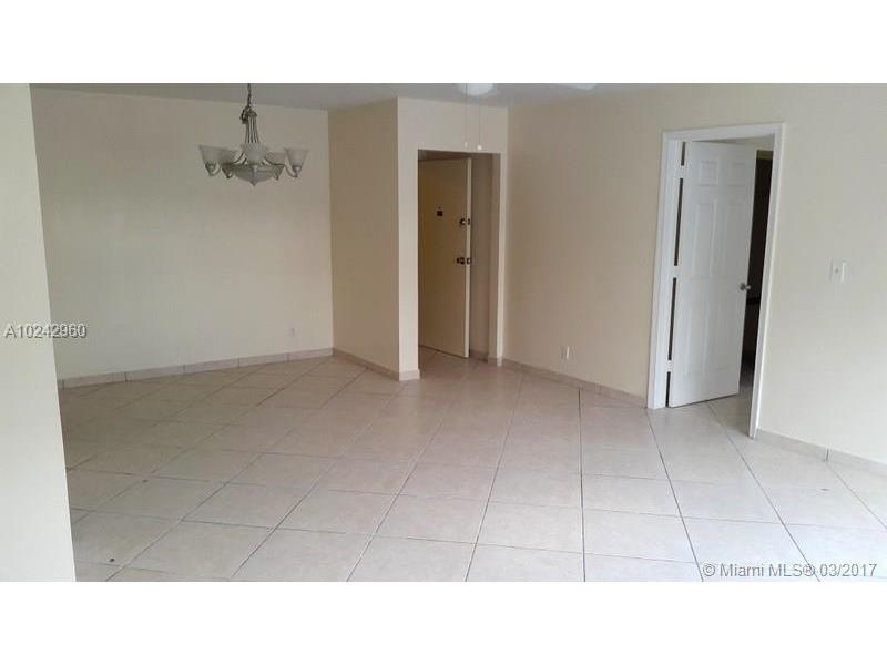 105 South Riverside Dr, Pompano Beach, FL 33062