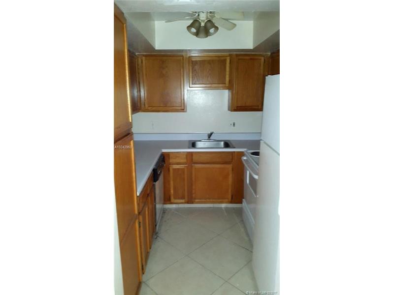 105 South Riverside Dr, Pompano Beach, FL 33062
