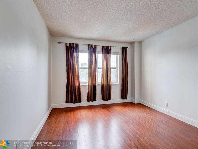 1200 Hibiscus Ave 307, Pompano Beach, FL 33062