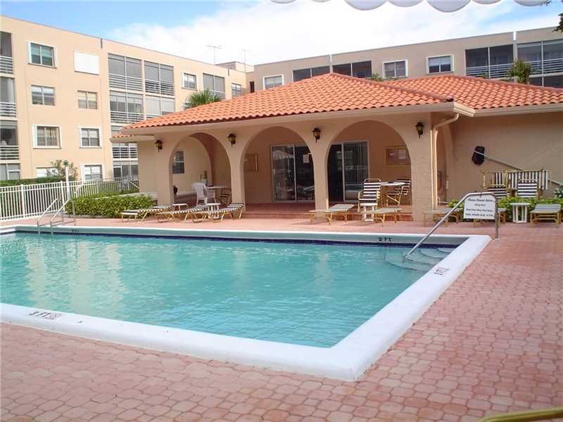 1541 South Ocean Blvd, Pompano Beach, FL 33062