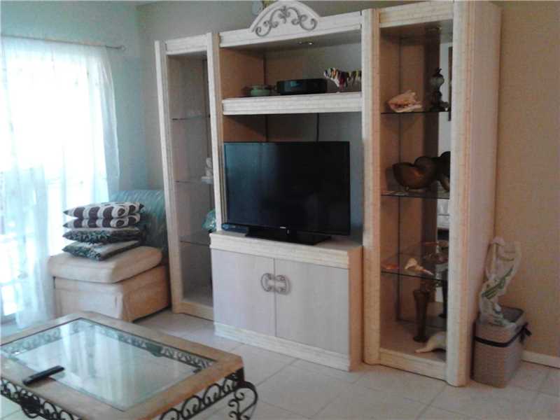 1541 South Ocean Blvd, Pompano Beach, FL 33062