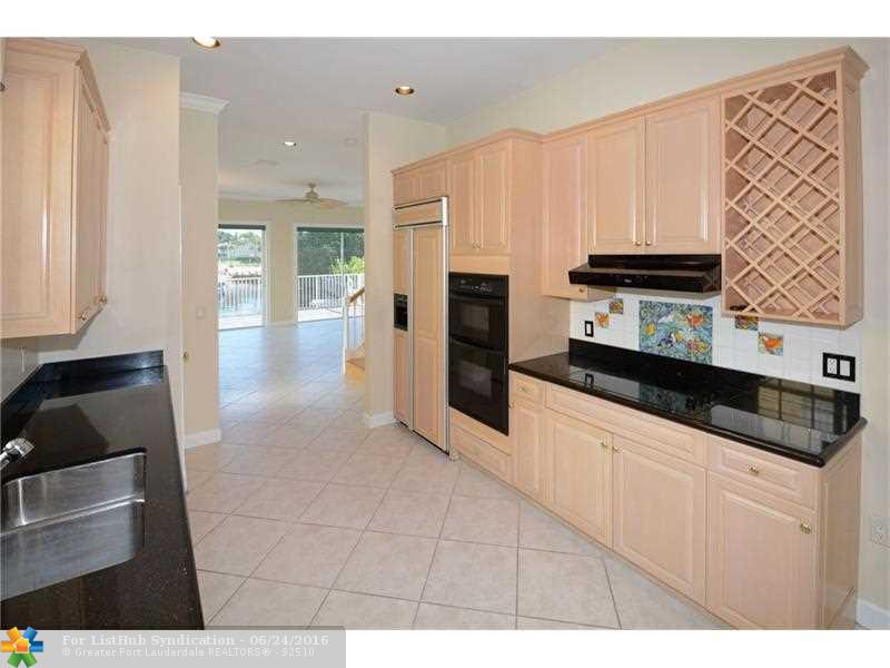 1154 HILLSBORO 11-C, Hillsboro Beach, FL 33062