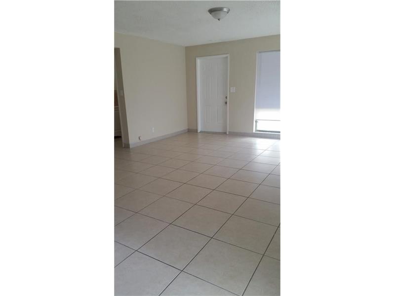 412Sunset Dr, Pompano Beach, FL 33062