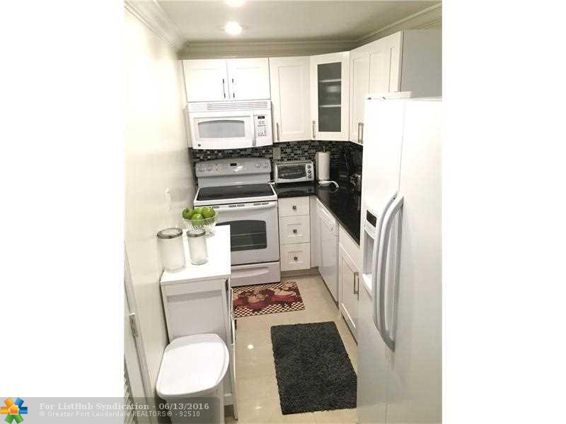 3201 NE 14th Street Cswy 806, Pompano Beach, FL 33062