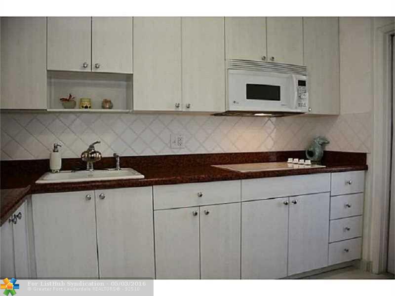 2731 NE 14th Street Cswy 811A, Pompano Beach, FL 33062