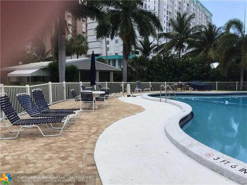 3309 SE 10th St 12-A, Pompano Beach, FL 33062