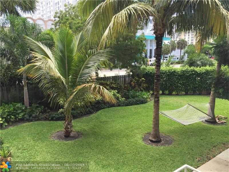 3309 SE 10th St 12-A, Pompano Beach, FL 33062