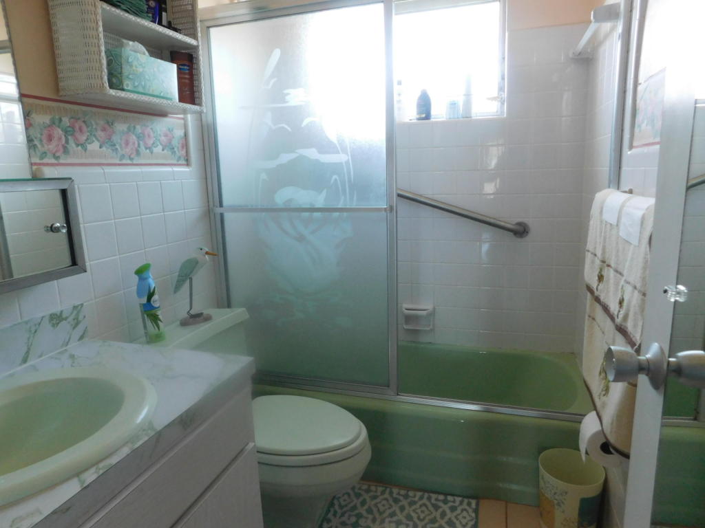 3232 Canal Drive, Pompano Beach, FL 33062