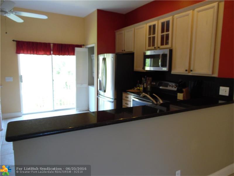 2441 NE 14th Street Cswy 2441, Pompano Beach, FL 33062