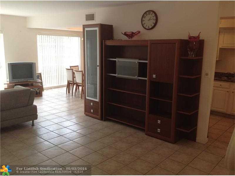 1194 Hillsboro Mile 38, Hillsboro Beach, FL 33062