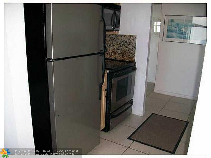 111 BRINY AVE 20-02, Pompano Beach, FL 33062