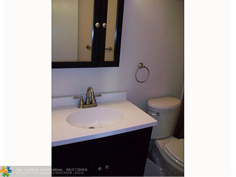 111 BRINY AVE 20-02, Pompano Beach, FL 33062