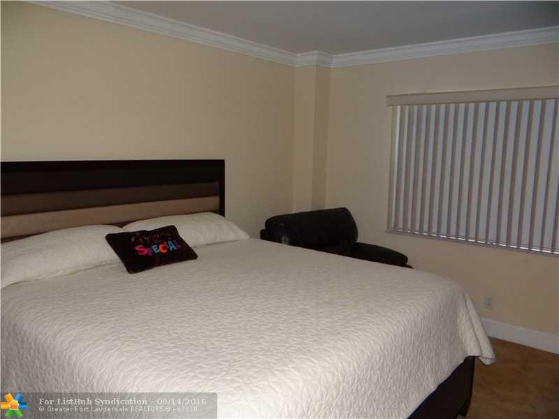 1200 Hibiscus Ave 702, Pompano Beach, FL 33062